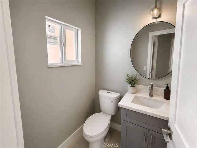 16661 Nordhoff Street, North Hills, CA 91343
