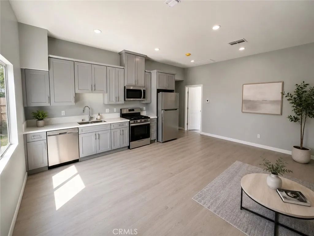 16661 Nordhoff Street, North Hills, CA 91343