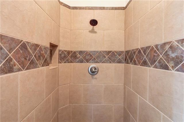 2240 N Pear Grove Court, Jefferson, GA 30549