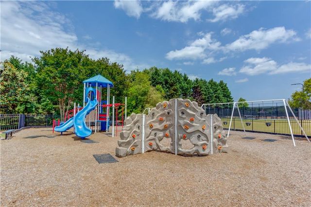 2240 N Pear Grove Court, Jefferson, GA 30549