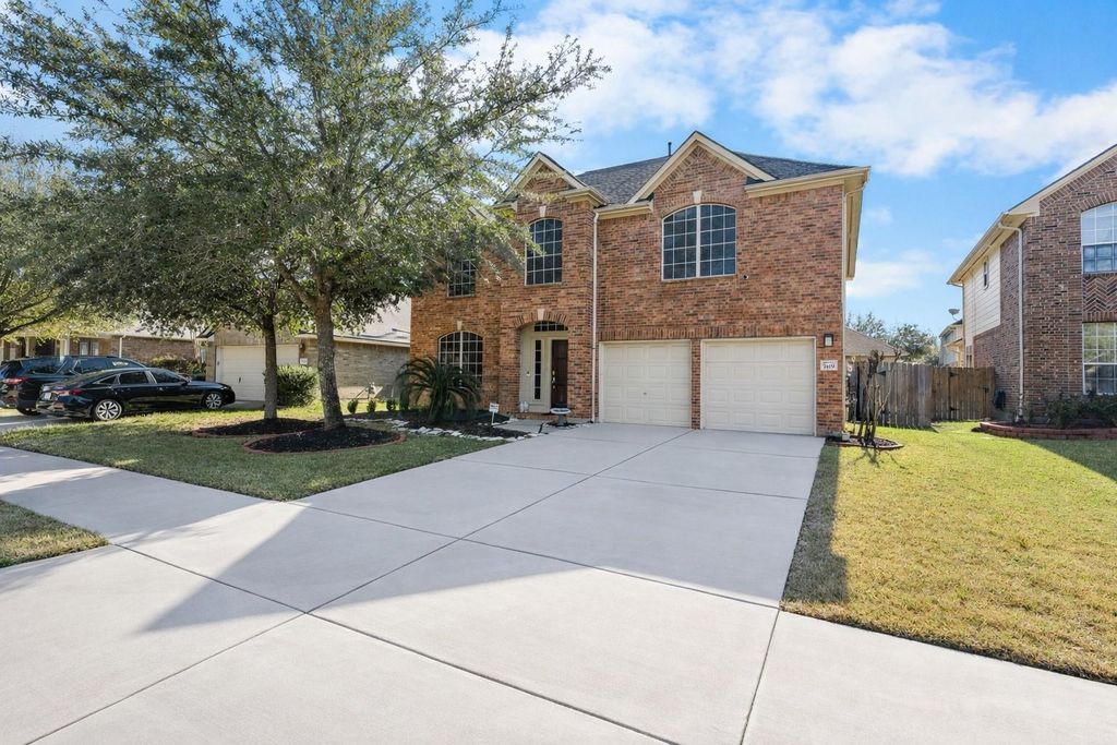 7419 Chathan Glen Lane, Richmond, TX 77407