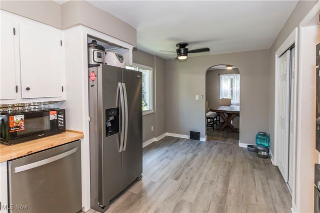 457 S Firestone Boulevard, Akron, OH 44301