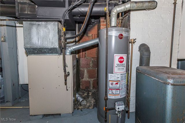 457 S Firestone Boulevard, Akron, OH 44301