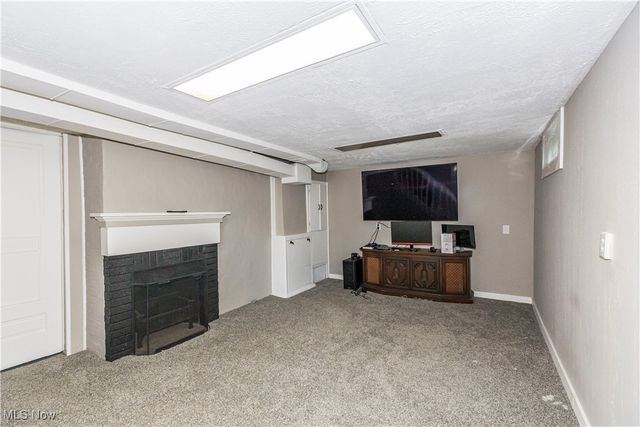 457 S Firestone Boulevard, Akron, OH 44301