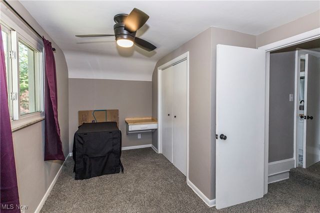 457 S Firestone Boulevard, Akron, OH 44301