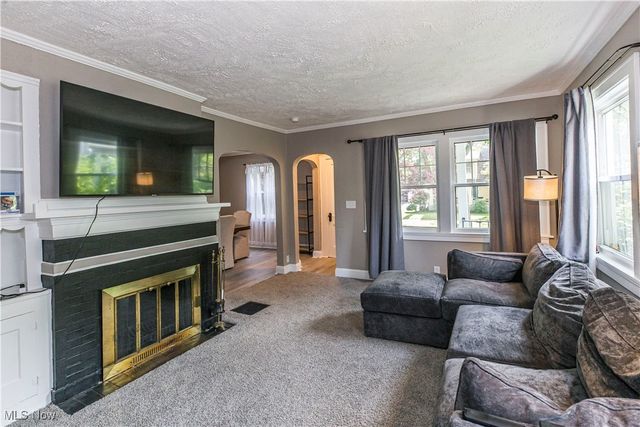 457 S Firestone Boulevard, Akron, OH 44301