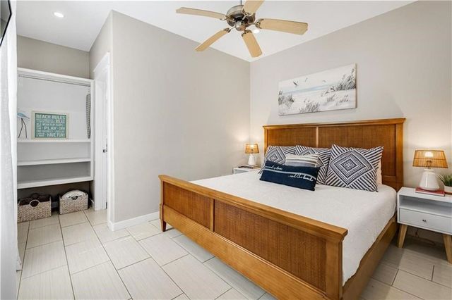 318 S Station St 1, Port Aransas, TX 78373