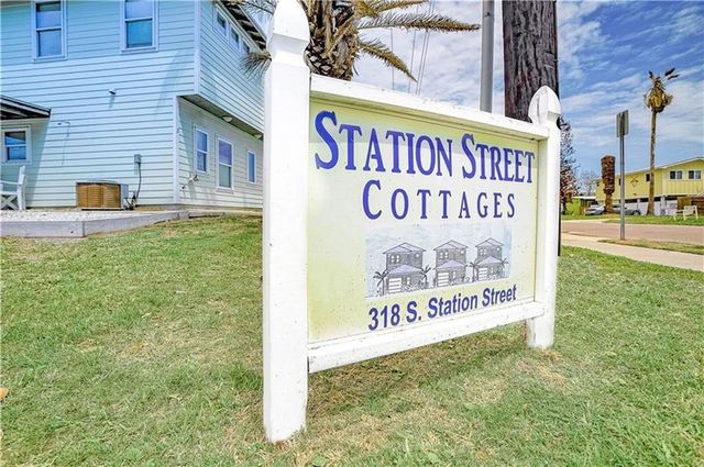 318 S Station St 1, Port Aransas, TX 78373