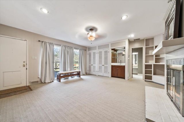 5 S ALICIA DR, Memphis, TN 38112