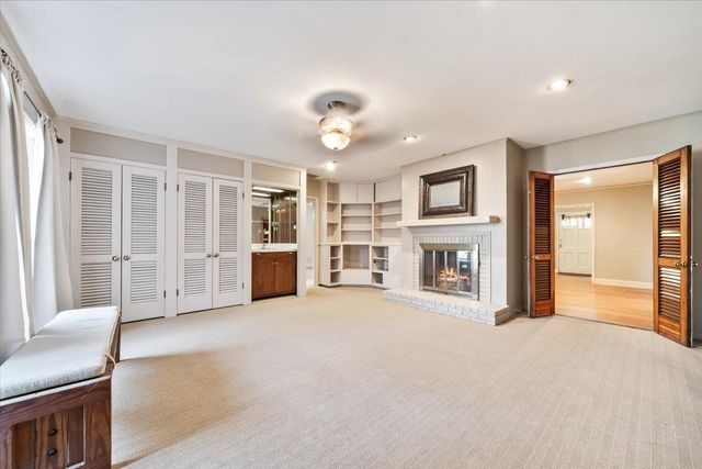 5 S ALICIA DR, Memphis, TN 38112