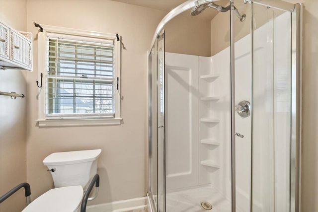 5 S ALICIA DR, Memphis, TN 38112