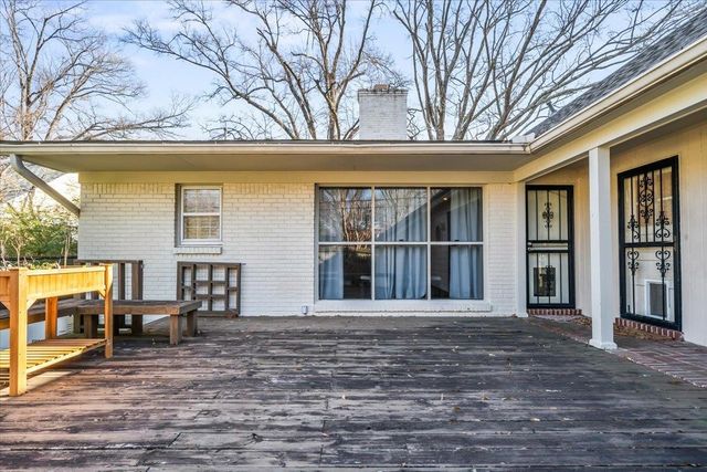 5 S ALICIA DR, Memphis, TN 38112