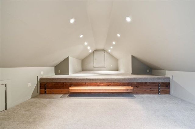 5 S ALICIA DR, Memphis, TN 38112