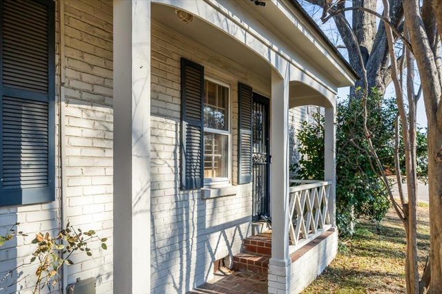 5 S ALICIA DR, Memphis, TN 38112