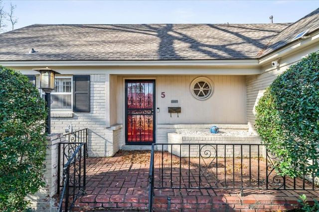 5 S ALICIA DR, Memphis, TN 38112