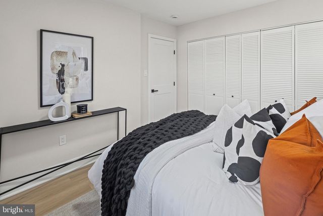 8221 STEWARTON CT, Severn, MD 21144