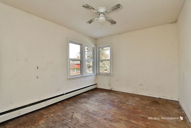 1525 Idlewild Drive, Round Lake Beach, IL 60073