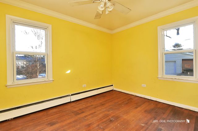 1525 Idlewild Drive, Round Lake Beach, IL 60073