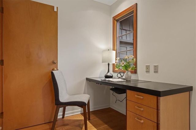 6600 Overhill Road, Mission Hills, KS 66208