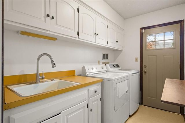 6600 Overhill Road, Mission Hills, KS 66208