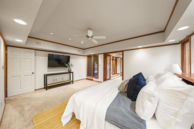 6600 Overhill Road, Mission Hills, KS 66208