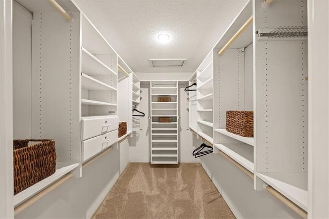 6600 Overhill Road, Mission Hills, KS 66208