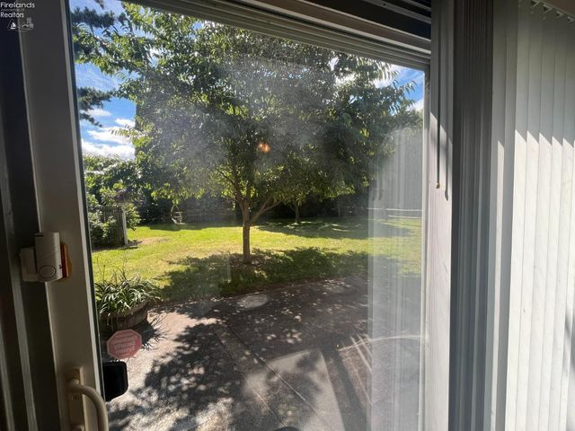 3104 Hull Road, Huron, OH 44839