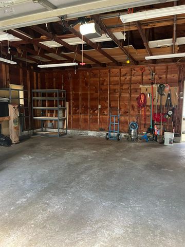 3104 Hull Road, Huron, OH 44839