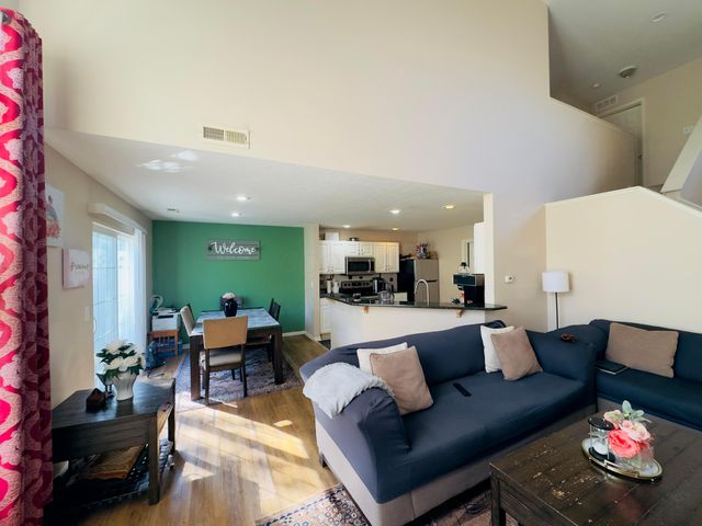 5157 Vinings Bend, Dublin, OH 43016