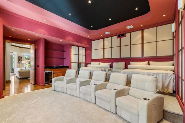 369 Sweet Bay Avenue, Plantation, FL 33324