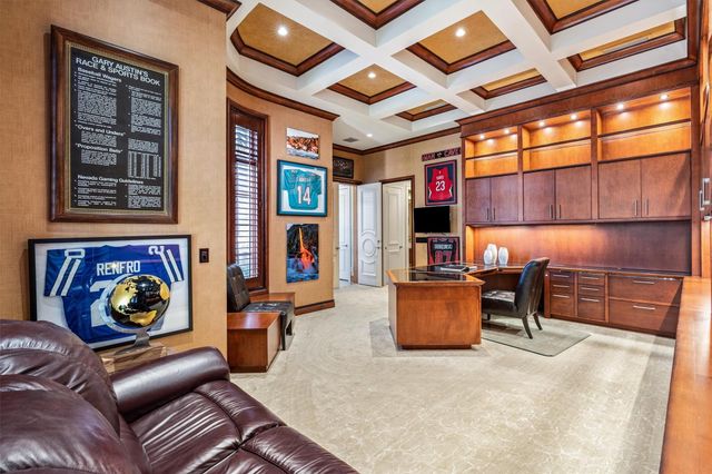 369 Sweet Bay Avenue, Plantation, FL 33324