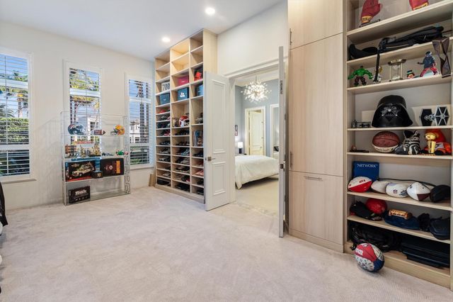 369 Sweet Bay Avenue, Plantation, FL 33324