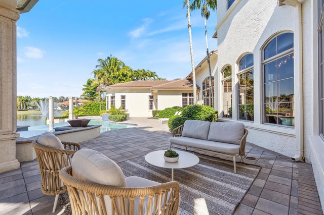 369 Sweet Bay Avenue, Plantation, FL 33324