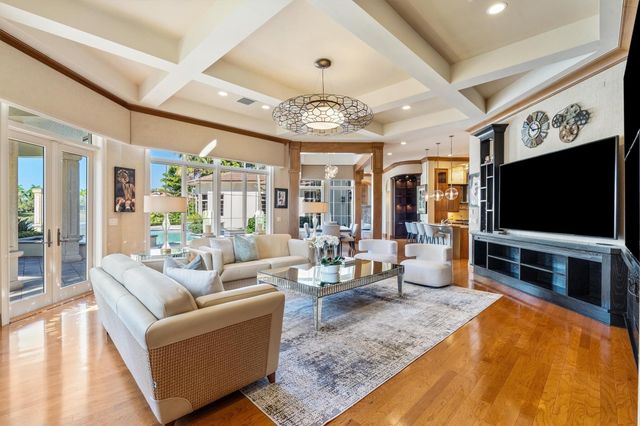 369 Sweet Bay Avenue, Plantation, FL 33324