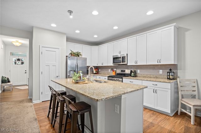 4248 Meadow Lark Drive, Lorain, OH 44053
