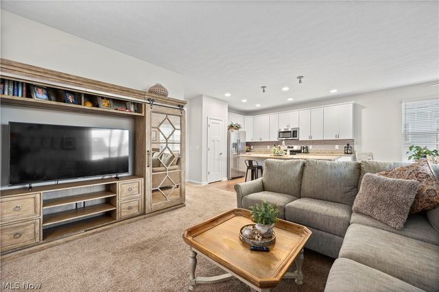 4248 Meadow Lark Drive, Lorain, OH 44053