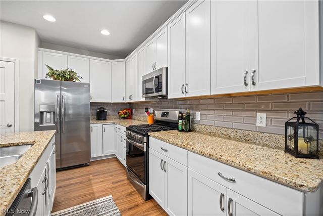 4248 Meadow Lark Drive, Lorain, OH 44053