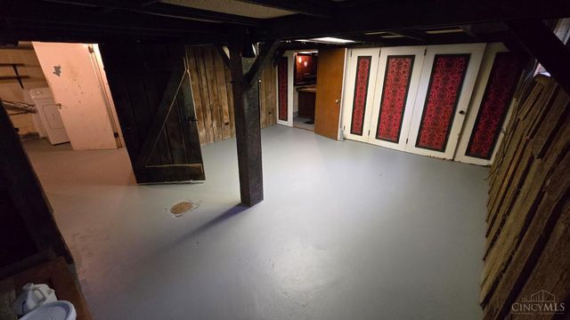 8468 Plainfield Road, Sycamore Twp, OH 45236