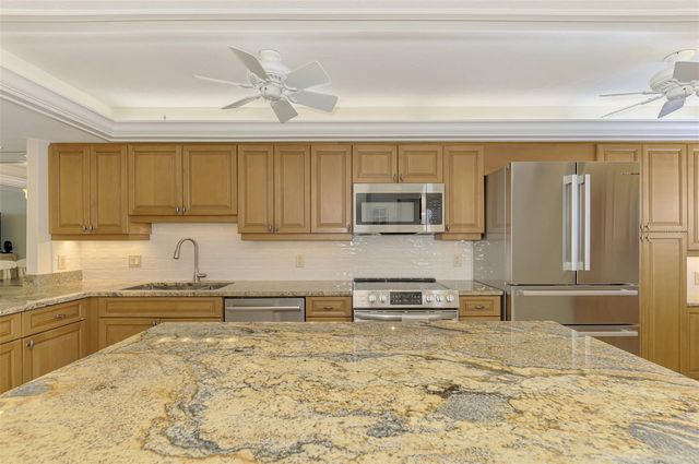 5790 MIDNIGHT PASS ROAD 209, Sarasota, FL 34242