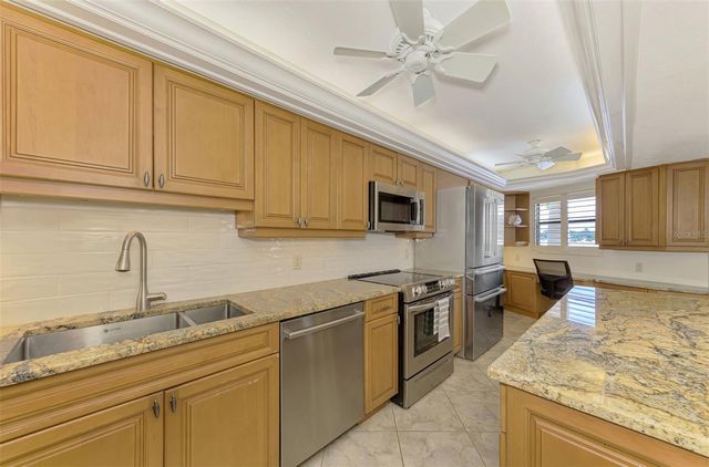 5790 MIDNIGHT PASS ROAD 209, Sarasota, FL 34242