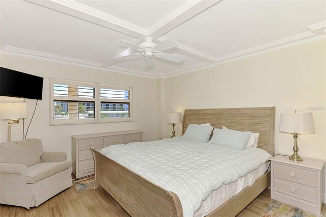 5790 MIDNIGHT PASS ROAD 209, Sarasota, FL 34242