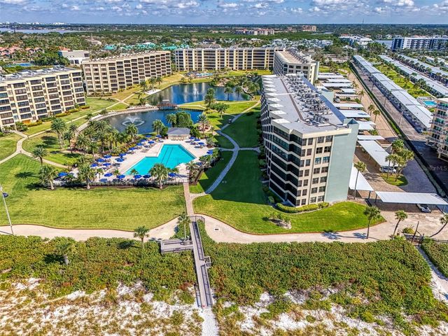 5790 MIDNIGHT PASS ROAD 209, Sarasota, FL 34242