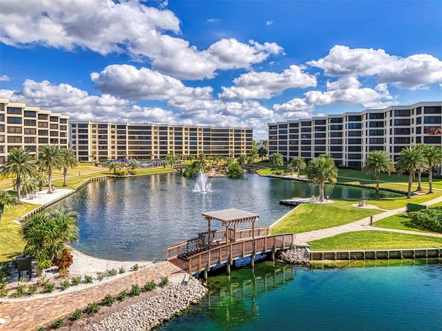 5790 MIDNIGHT PASS ROAD 209, Sarasota, FL 34242