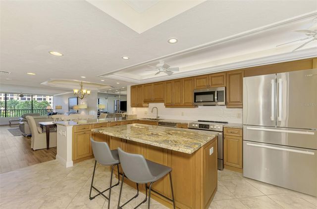 5790 MIDNIGHT PASS ROAD 209, Sarasota, FL 34242