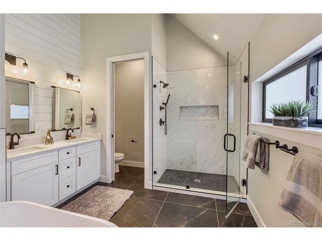 3246 N Speer Blvd, Denver, CO 80211