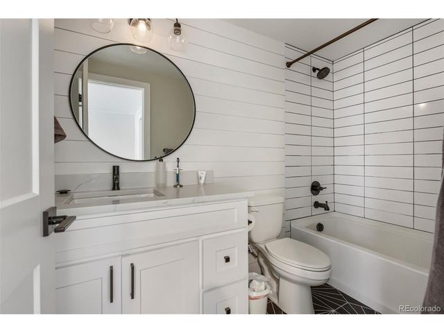 3246 N Speer Blvd, Denver, CO 80211