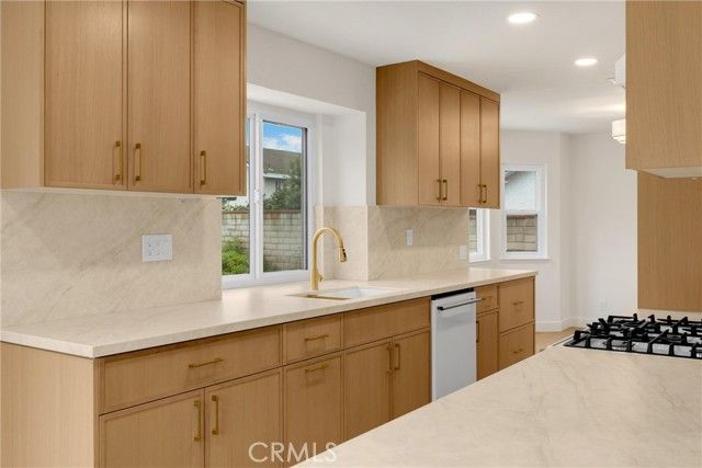 350 Foxboro, Walnut, CA 91789