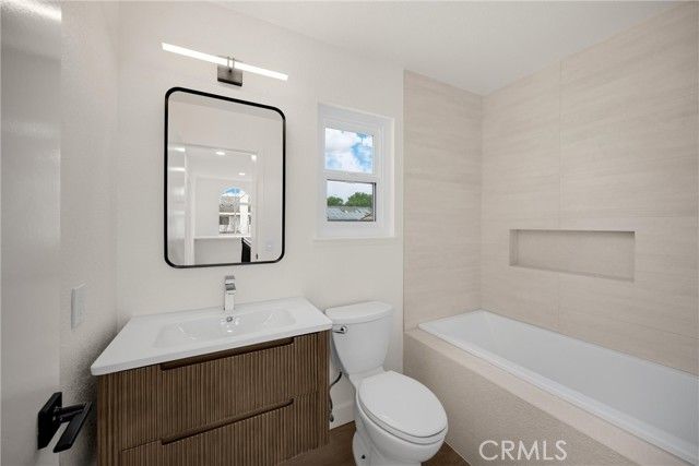 350 Foxboro, Walnut, CA 91789