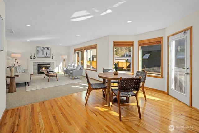 19811 13th Place W, Lynnwood, WA 98036