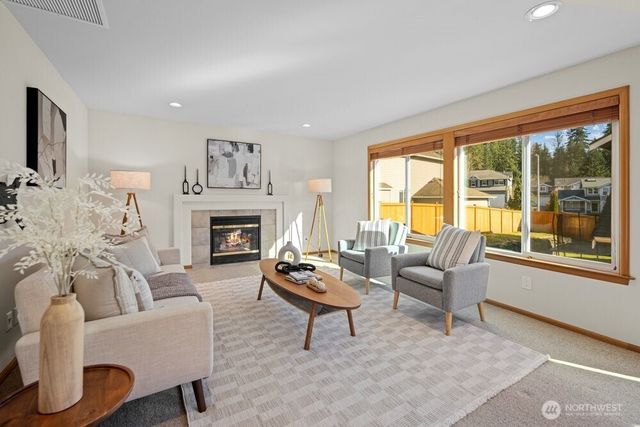 19811 13th Place W, Lynnwood, WA 98036